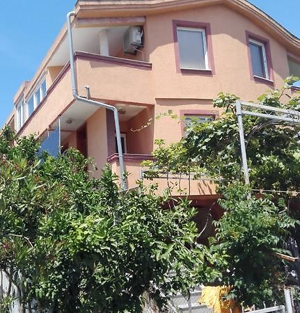 Apartments Vila Fata Ulcinj Exterior foto