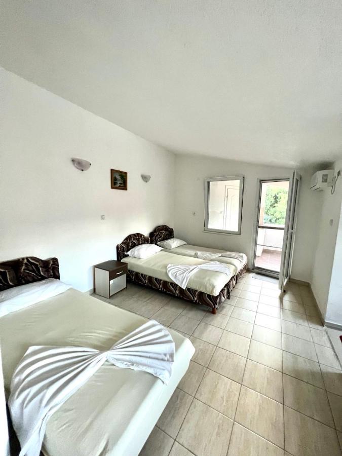 Apartments Vila Fata Ulcinj Exterior foto